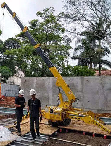 Keuntungan Spider Crane di Industri Konstruksi